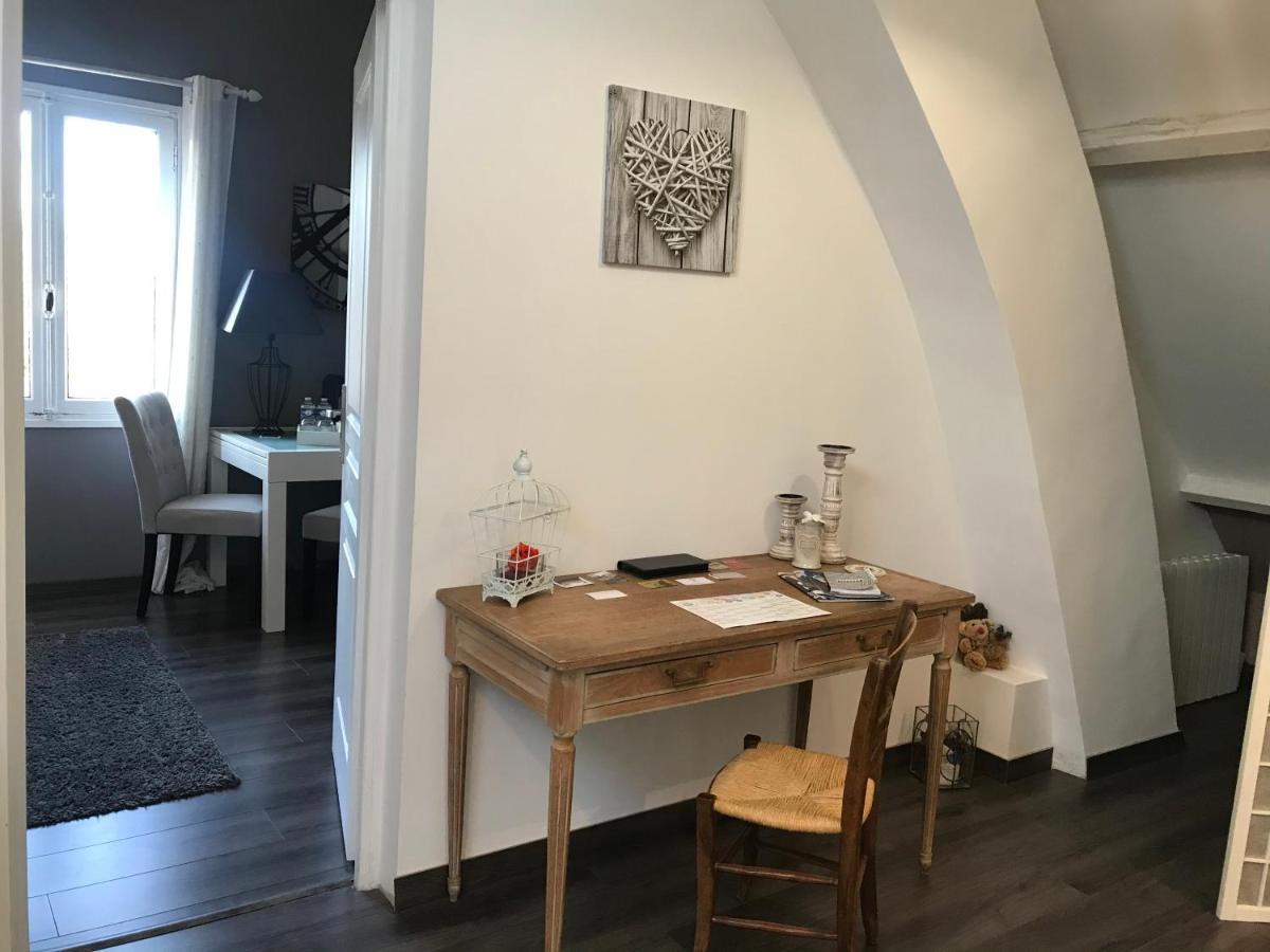 Chambres d'Hôtes des Demoiselles Ville-Saint-Jacques Extérieur photo